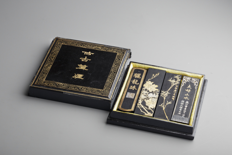 １０３２   JPY 80,000 ~ 