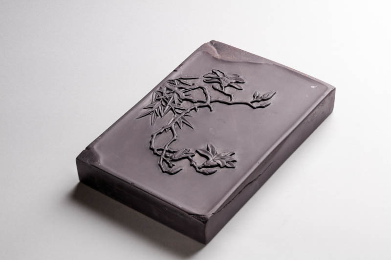 LOT.1047 木蓮竹図老坑大西洞硯板 JPY 200,000 〜