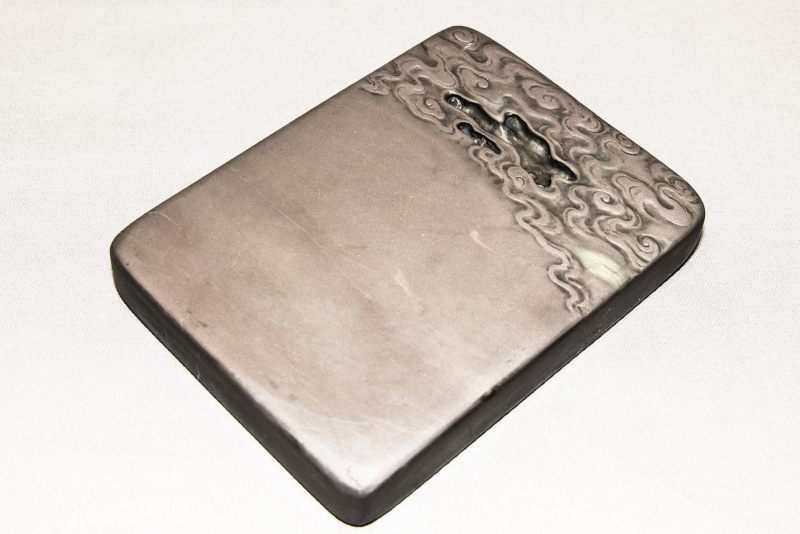 No.1004　清 端渓 老坑西洞 天然硯（裏 山水） JPY 120,000 ~ 
