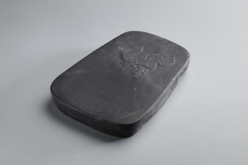 lot 2048　清代 鶏図 端渓硯板　JPY 80,000