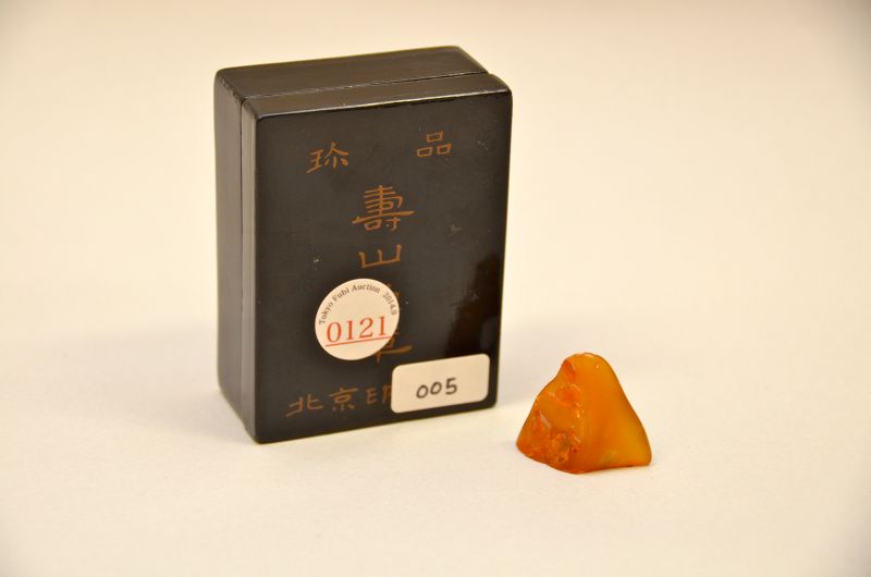 lot 121　田黄石　JPY 150,000